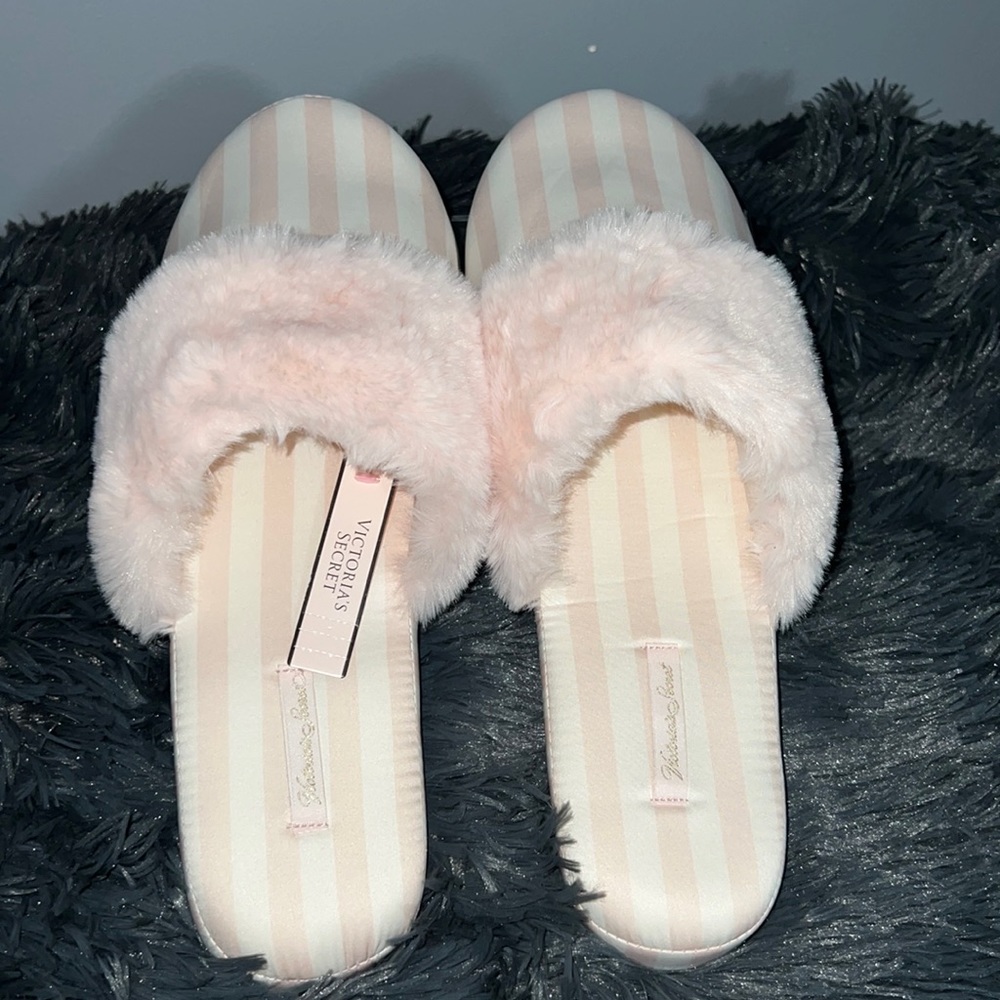 New Victoria Secret slippers